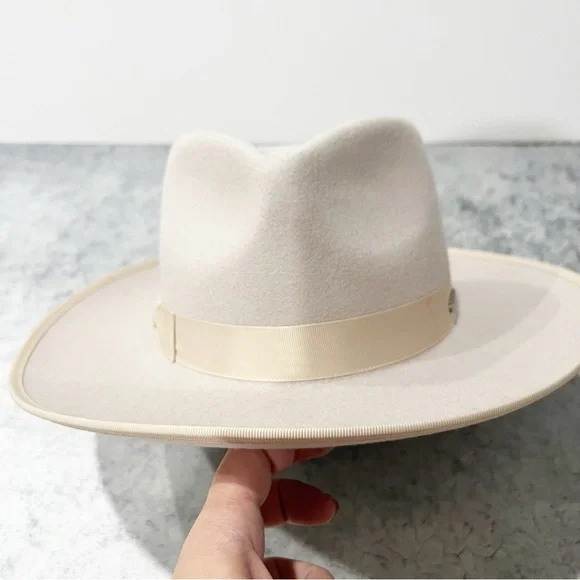 NWT Gigi Pip MONROE RANCHER - IVORY Hat Cowboy Western Size 57
